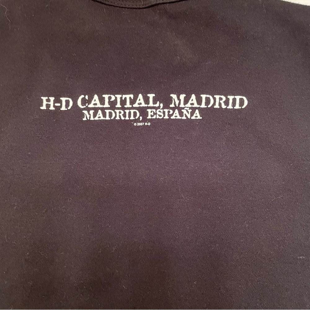 Harley-Davidson Long sleeve T-shirt with Gold studded Logo from Madrid, Spain - Picture 7 of 8